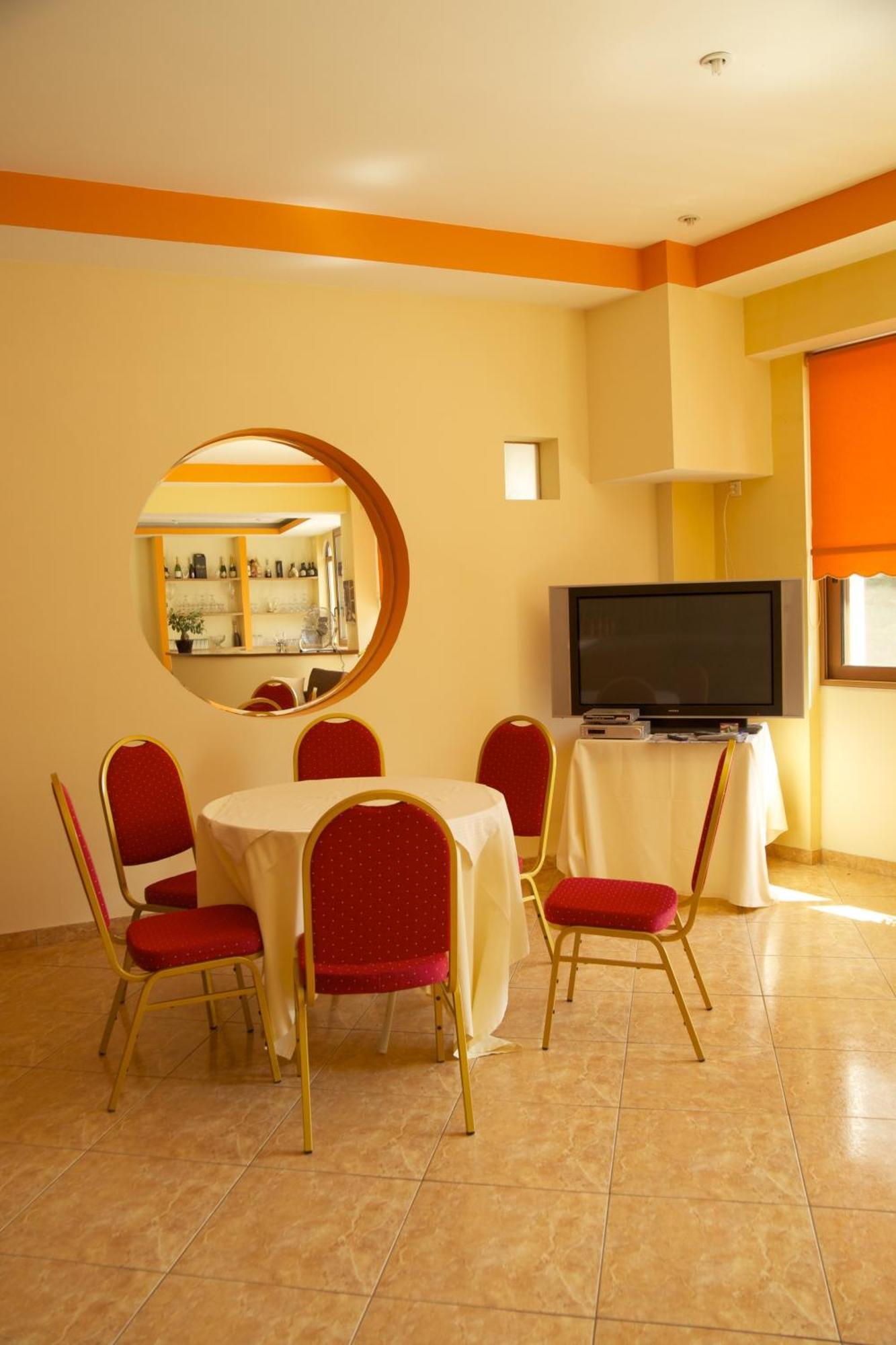 Hotel Drosia Мессиния Экстерьер фото
