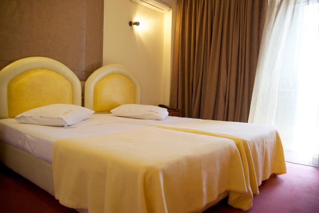 Hotel Drosia Мессиния Экстерьер фото
